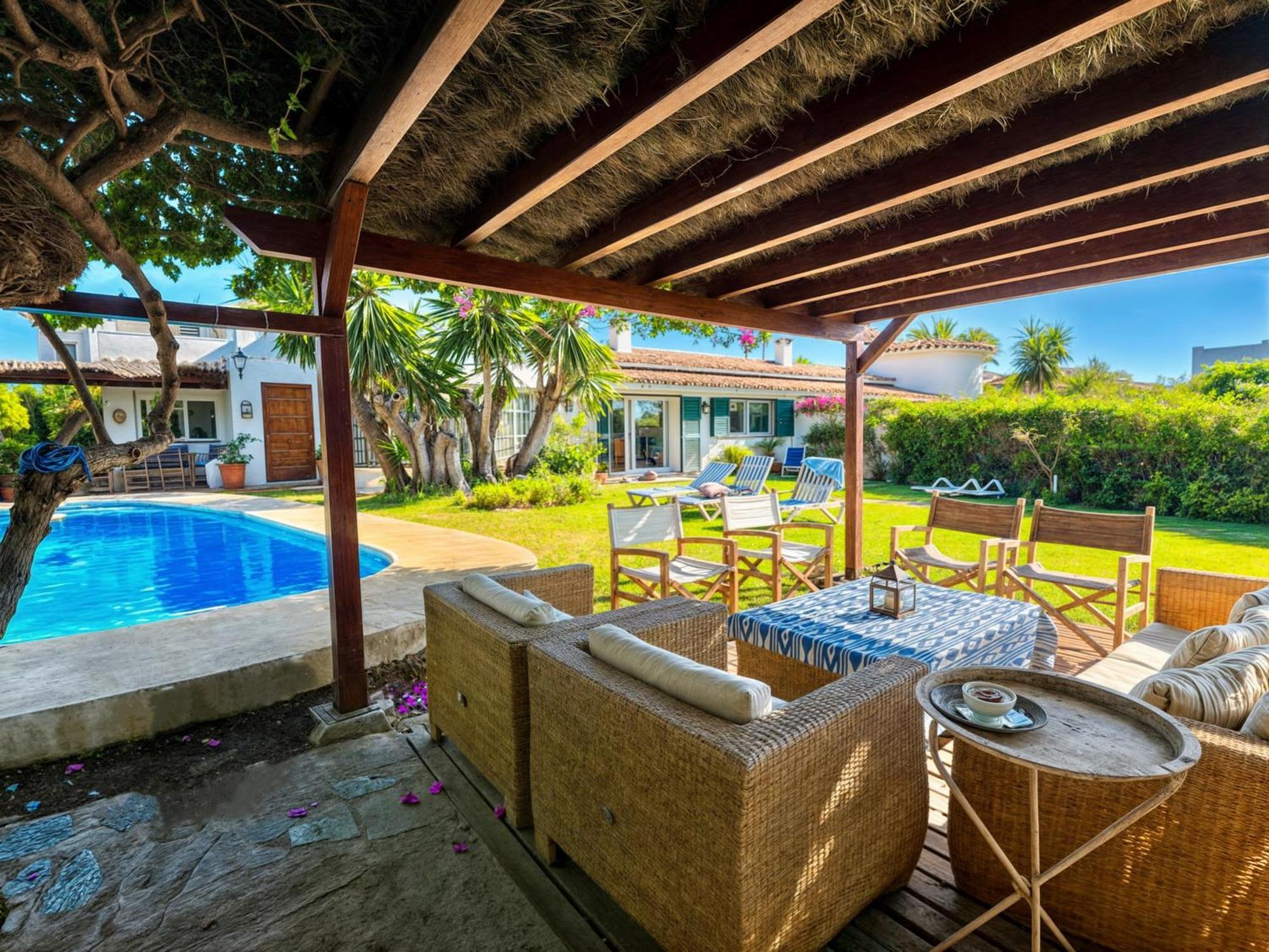 Villa Alfredo - Private Pool Next To The Beach 埃斯特波纳 外观 照片