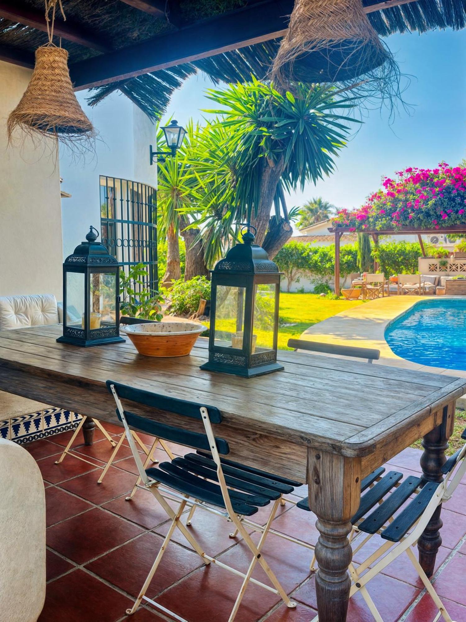 Villa Alfredo - Private Pool Next To The Beach 埃斯特波纳 外观 照片